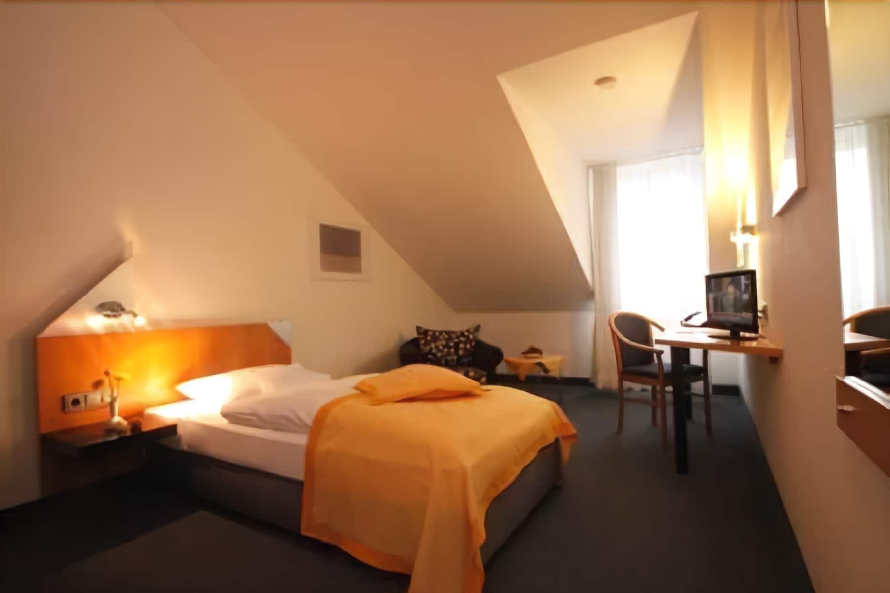 PRIMA Hotel Havelland Groß Kreutz Esterno foto