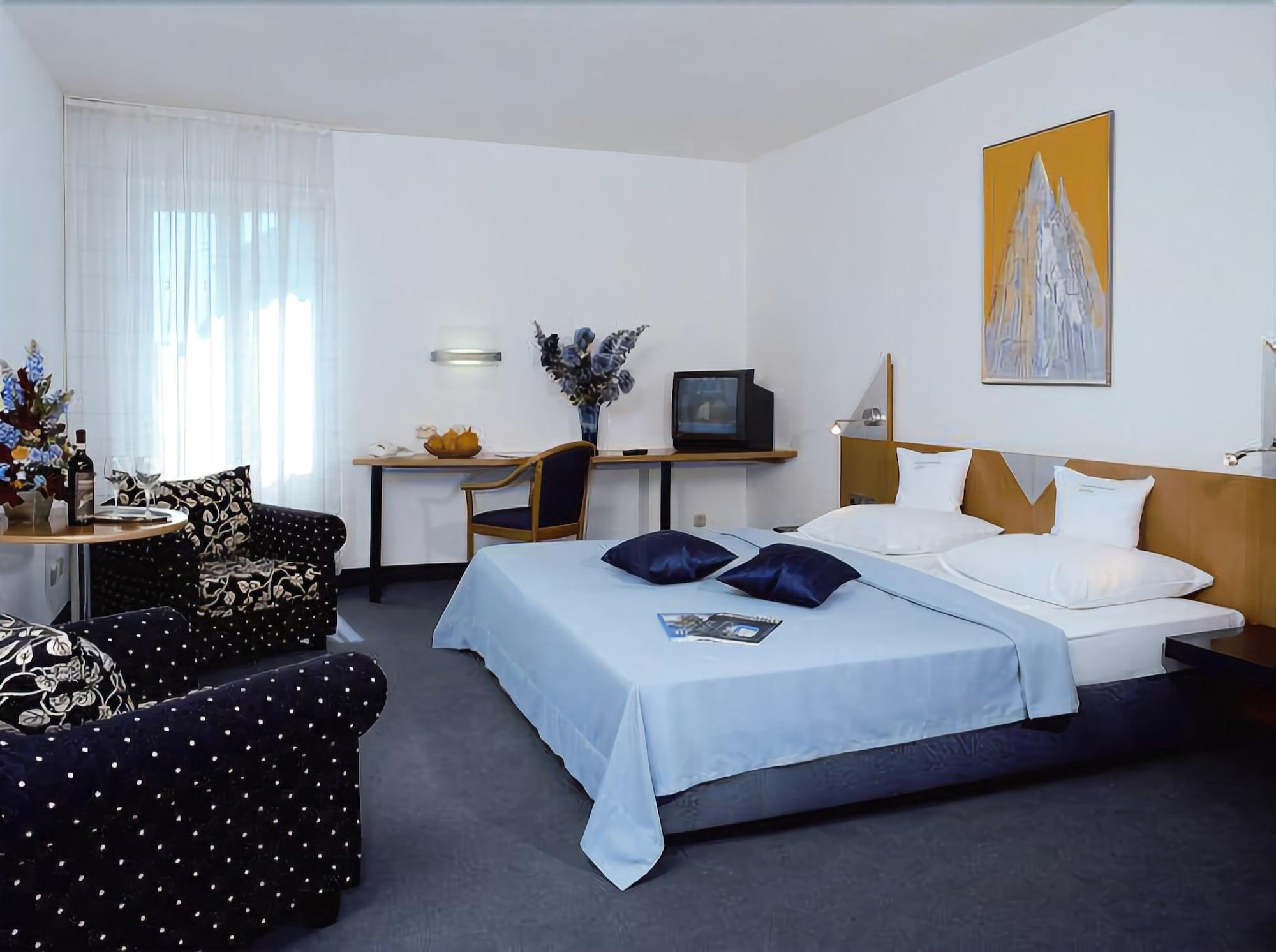 PRIMA Hotel Havelland Groß Kreutz Esterno foto